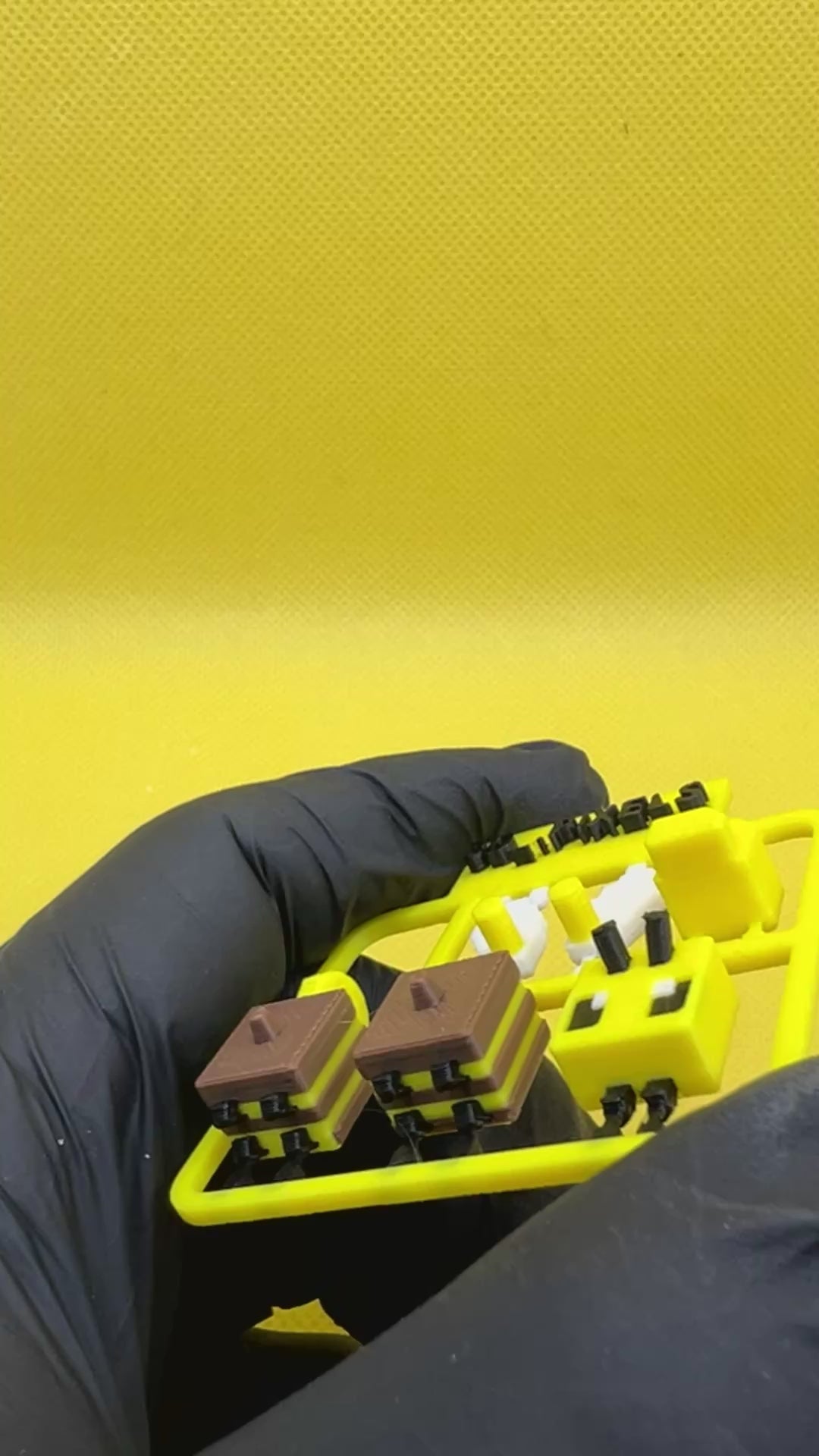 Bee Minecraft Kit Card